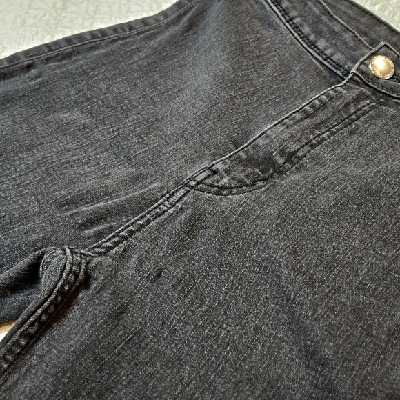 3/$15 🌺H&M Black High Waisted Skinny Jeans - Picture 12 of 14